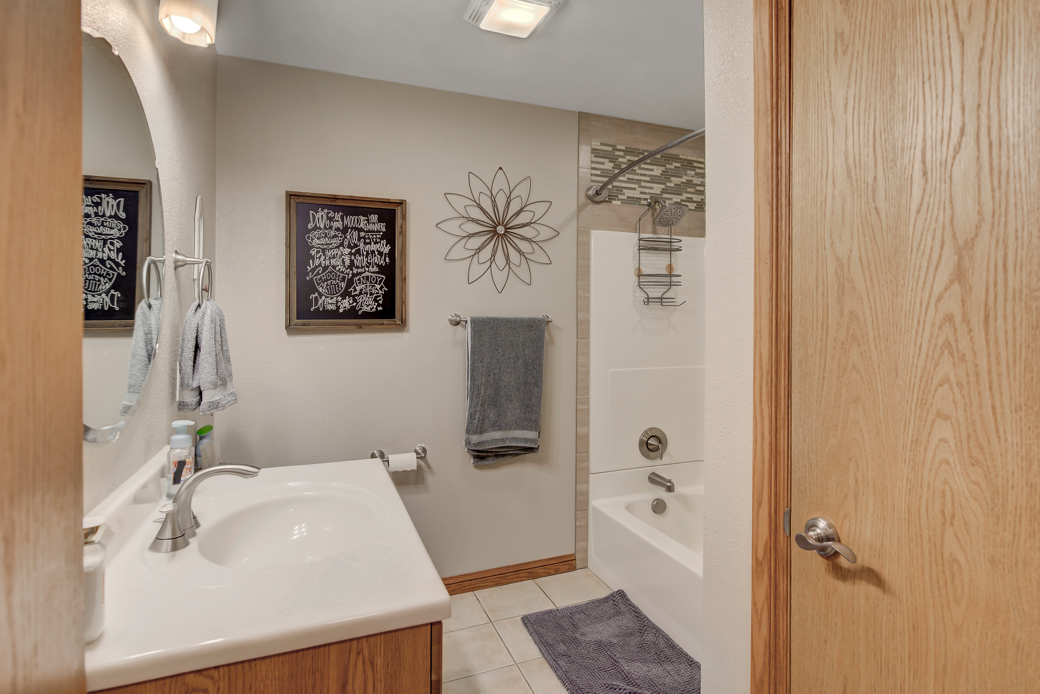 Helena, Montana, 59602, United States, 4 Bedrooms Bedrooms, ,3 BathroomsBathrooms,Residential,For Sale,1983426