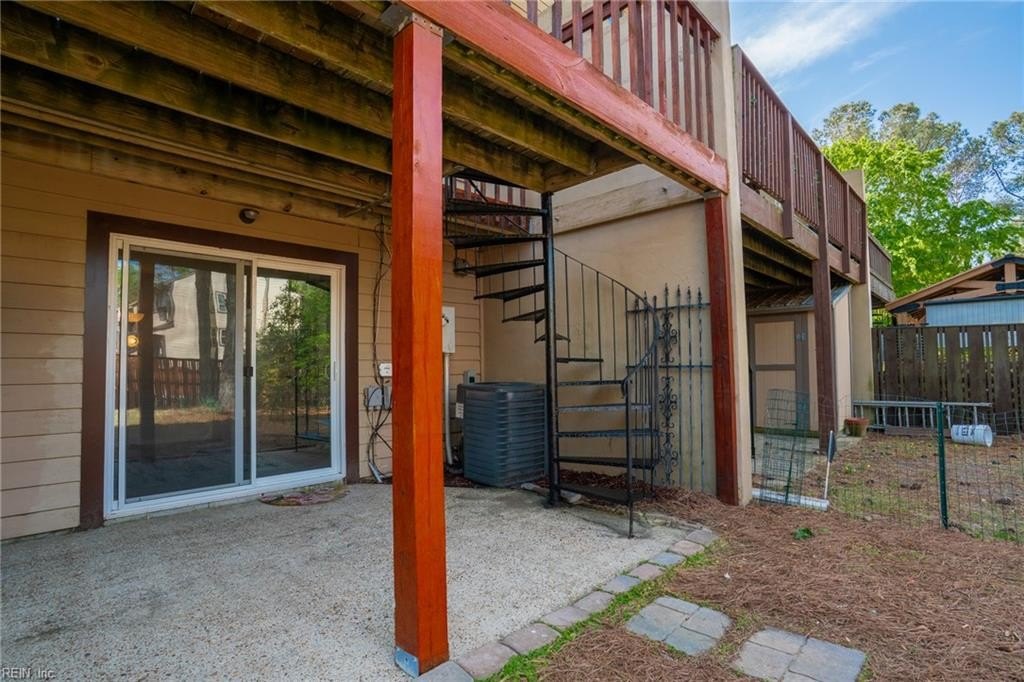 Virginia Beach, Virginia, 23455, United States, 3 Bedrooms Bedrooms, ,4 BathroomsBathrooms,Residential,For Sale,1921851