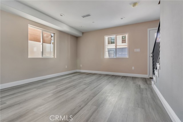 Hawaiian Gardens, California, 90716, United States, 6 Bedrooms Bedrooms, ,Residential,For Sale,1985769