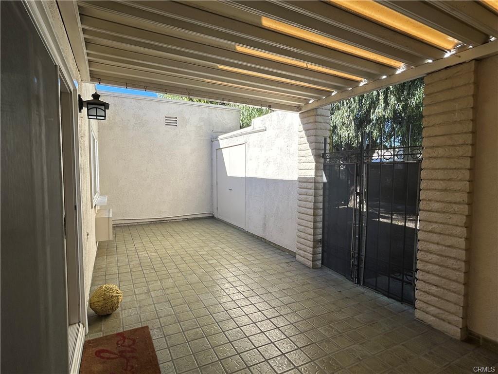 Laguna Woods, California, 92637, United States, 2 Bedrooms Bedrooms, ,1 BathroomBathrooms,Residential,For Sale,2010808