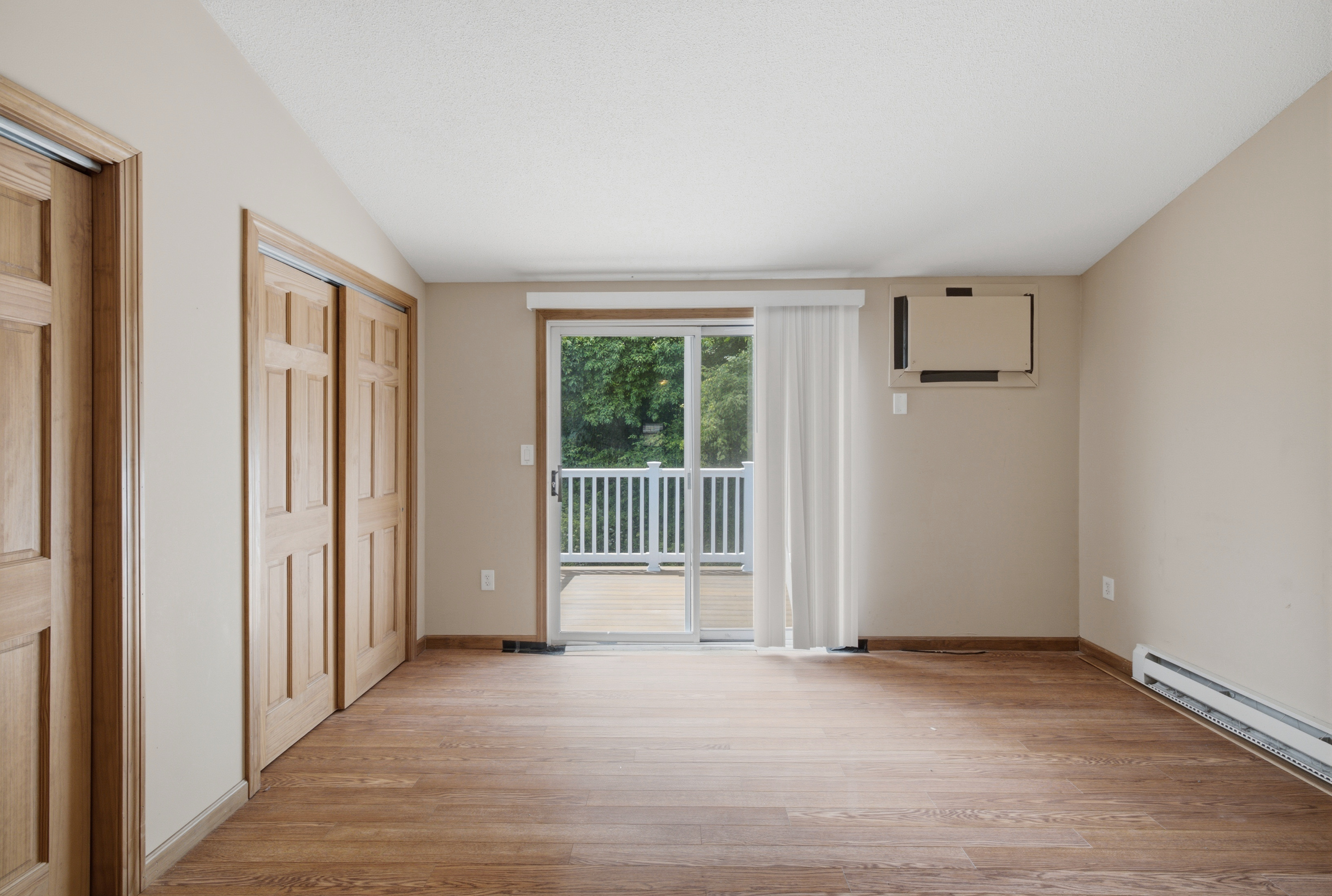  Your move-in ready Woodgate townhouse awaits - 物件實景