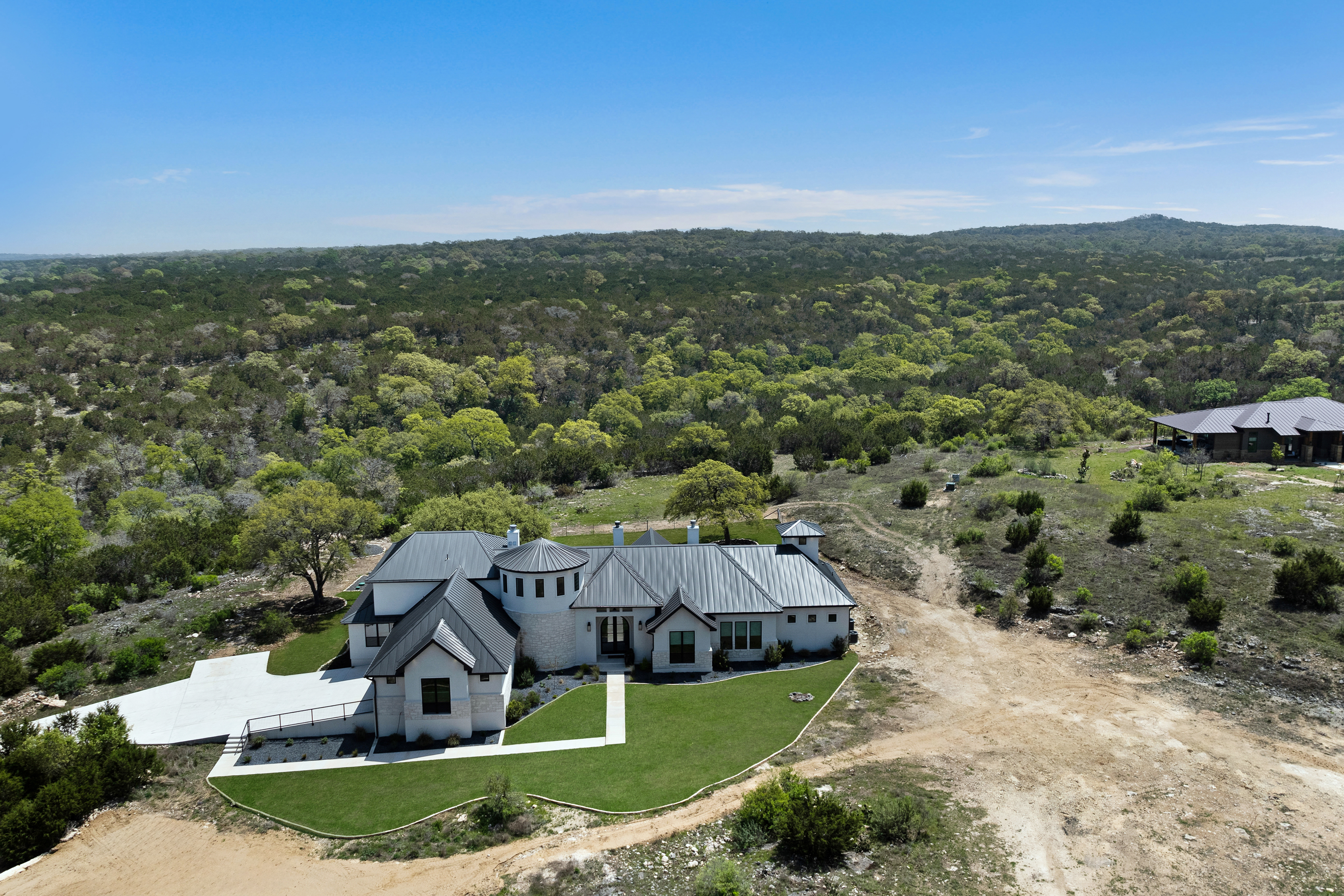  Private 15-Acre Estate with Modern Design and Scenic Hill Country Views - 物件實景