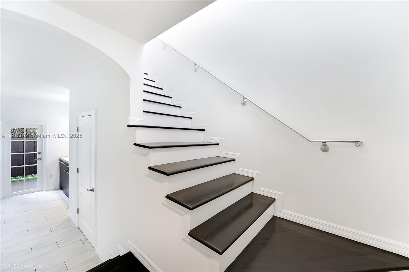 Miami, Florida, 33133, United States, 2 Bedrooms Bedrooms, ,2 BathroomsBathrooms,Residential,For Sale,1998283