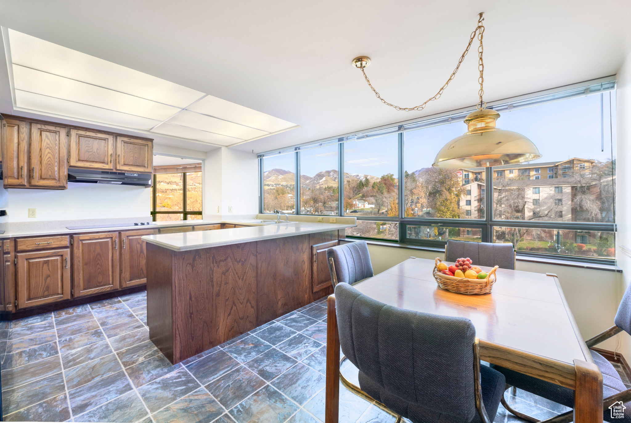 426 S 1000 E Unit 600, Salt Lake City, Utah, 84102, United States, 2 Bedrooms Bedrooms, ,1 BathroomBathrooms,Residential,For Sale,426 S 1000 E Unit 600,1672030