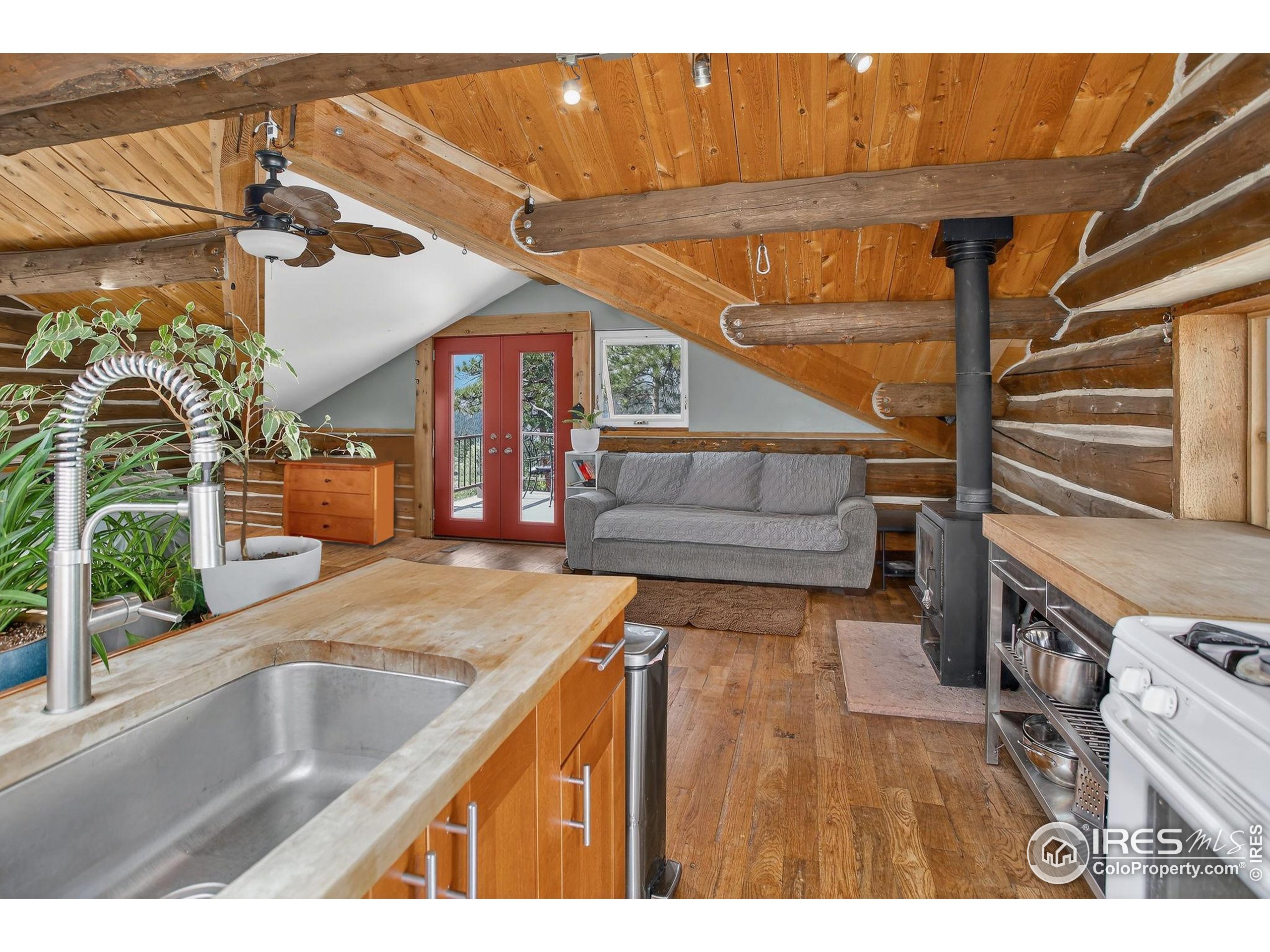 Boulder, Colorado, 80302, United States, 5 Bedrooms Bedrooms, ,7 BathroomsBathrooms,Residential,For Sale,1993360