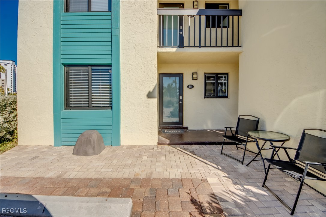 Fort Myers Beach, Florida, 33931, United States, 2 Bedrooms Bedrooms, ,2 BathroomsBathrooms,Residential,For Sale,2009064