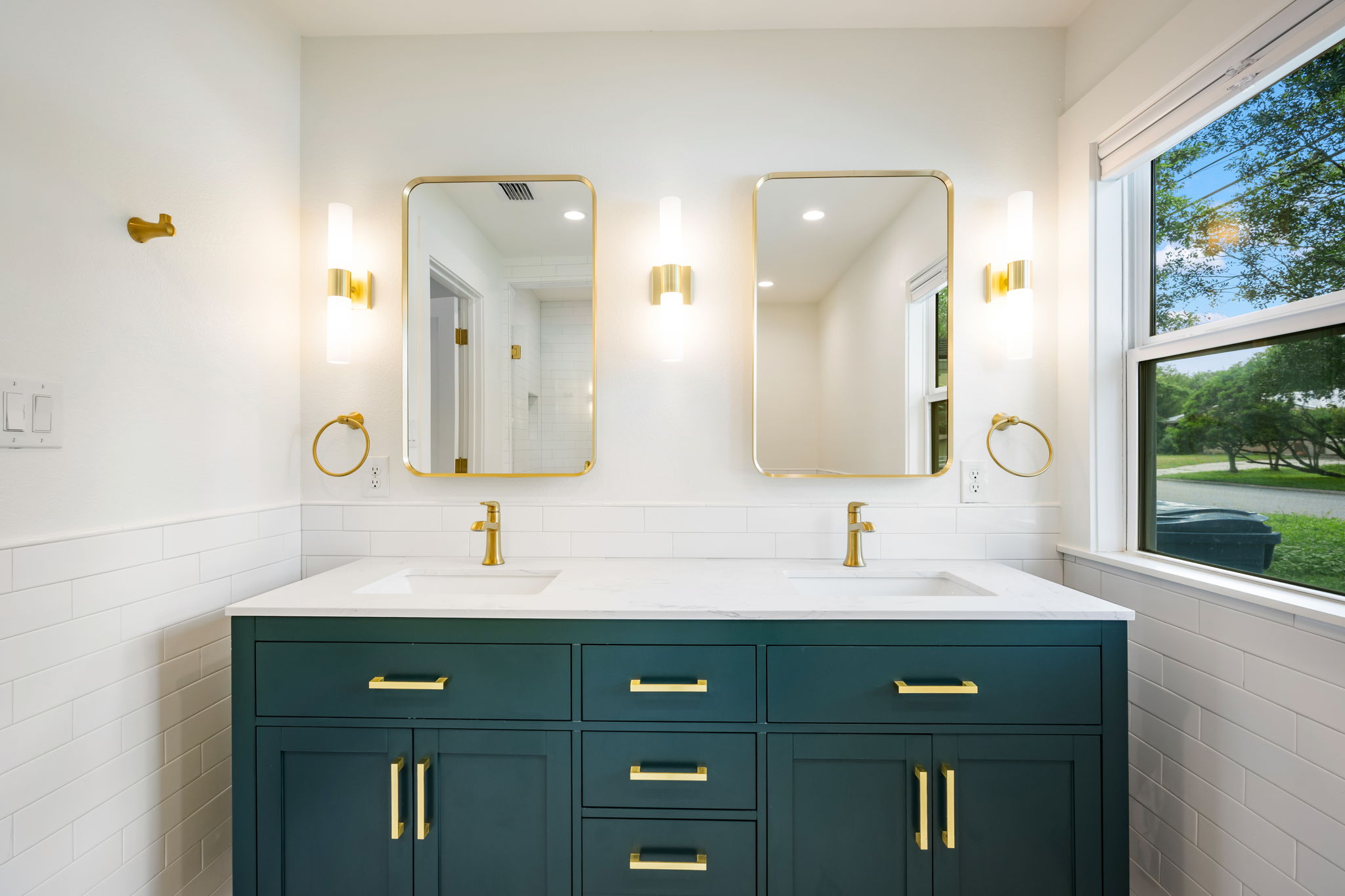  Refined Mid-Century Modern with Casita in Alamo Heights ISD - 物件實景