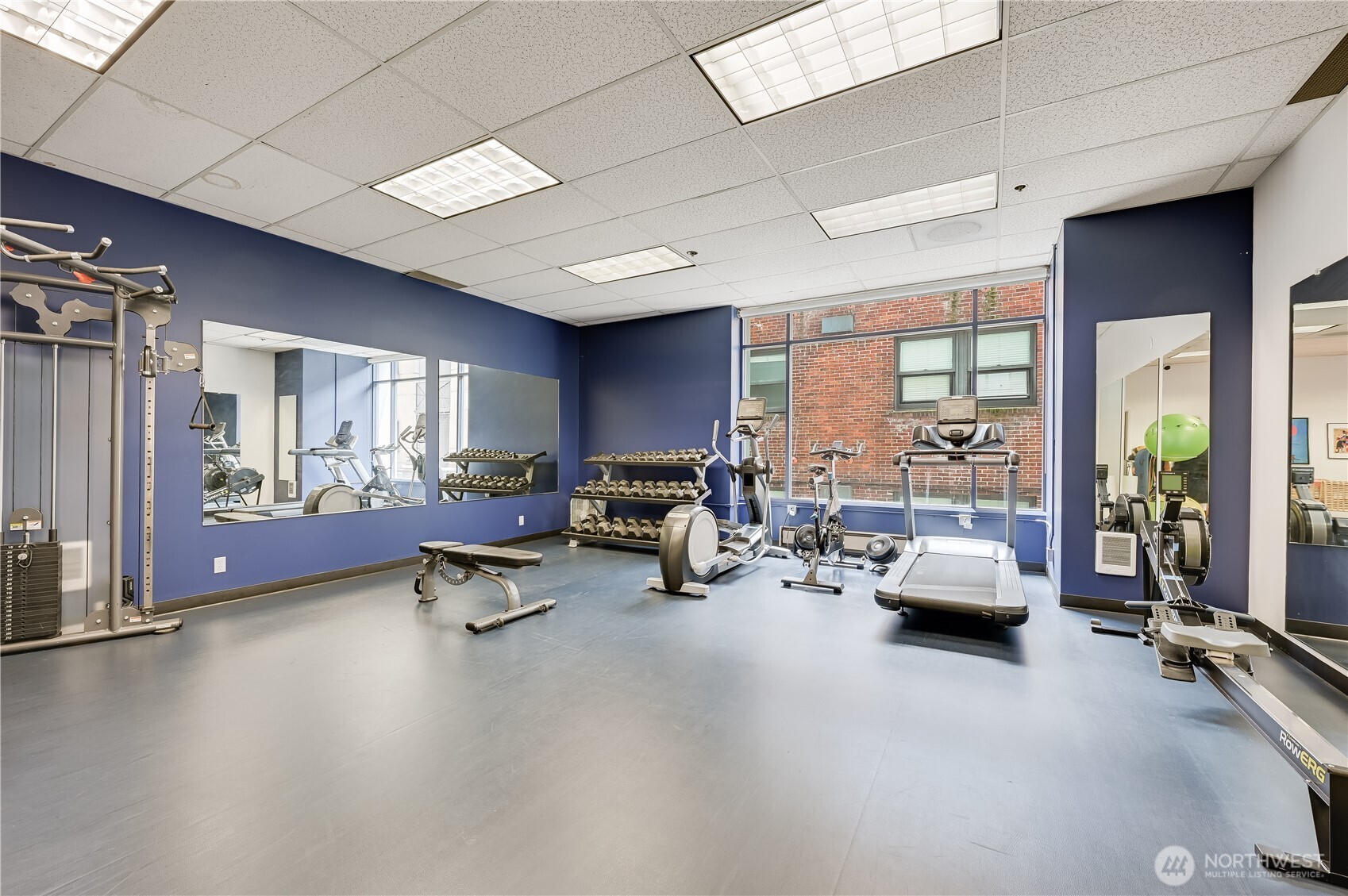 Seattle, Washington, 98101, United States, 2 Bedrooms Bedrooms, ,1 BathroomBathrooms,Residential,For Sale,1827633