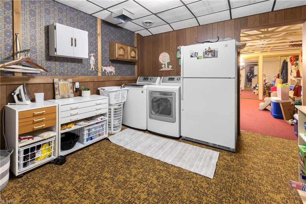 Chester, West Virginia, 26034, United States, 4 Bedrooms Bedrooms, ,3 BathroomsBathrooms,Residential,For Sale,1974553