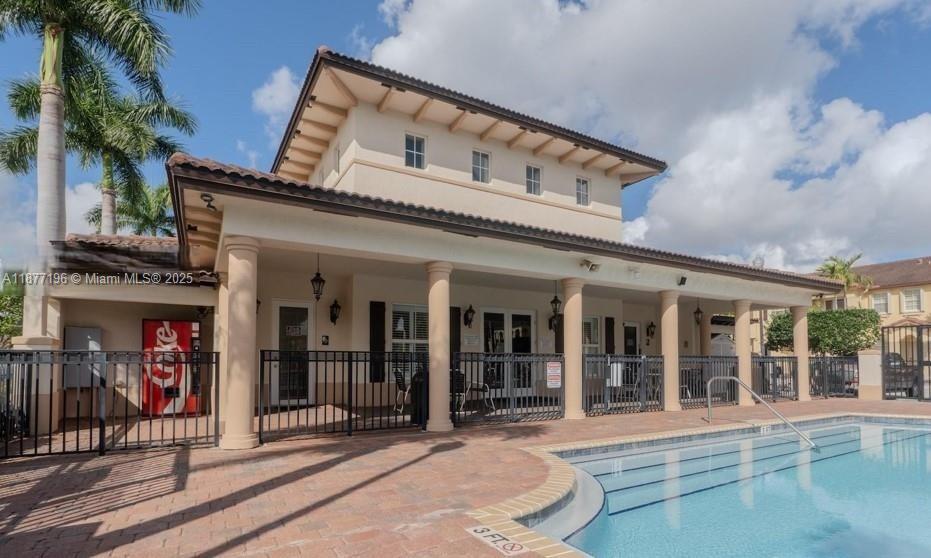 Miami, Florida, 33186, United States, 3 Bedrooms Bedrooms, ,3 BathroomsBathrooms,Residential,For Sale,1949094