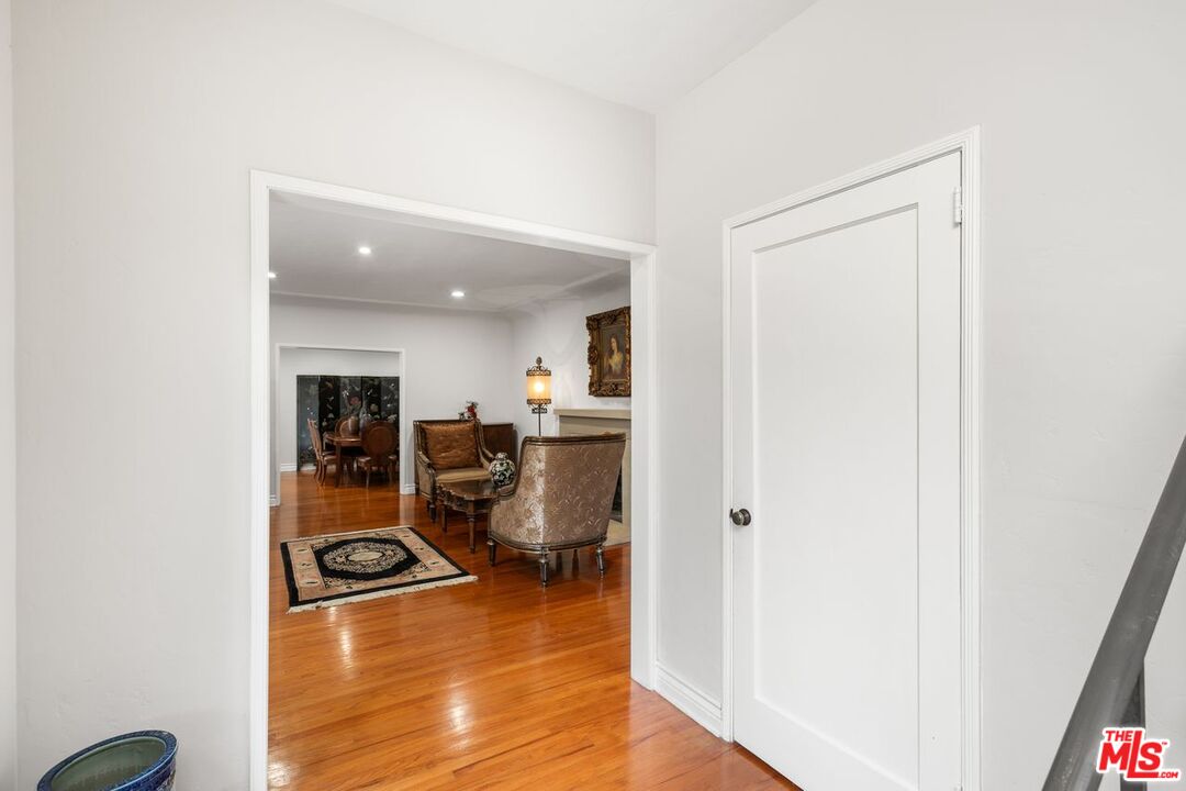 Los Angeles, California, 90027, United States, 4 Bedrooms Bedrooms, ,4 BathroomsBathrooms,Residential,For Sale,1898914