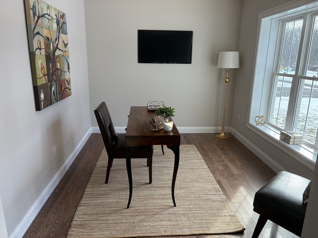 Worcester, Massachusetts, 01606, United States, 3 Bedrooms Bedrooms, ,3 BathroomsBathrooms,Residential,For Sale,1992999