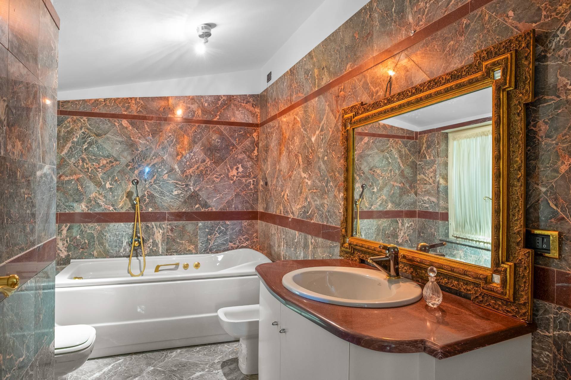 Sanremo, Imperia, 18038, IT, 6 Bedrooms Bedrooms, ,7 BathroomsBathrooms,Residential,For Sale,1796512