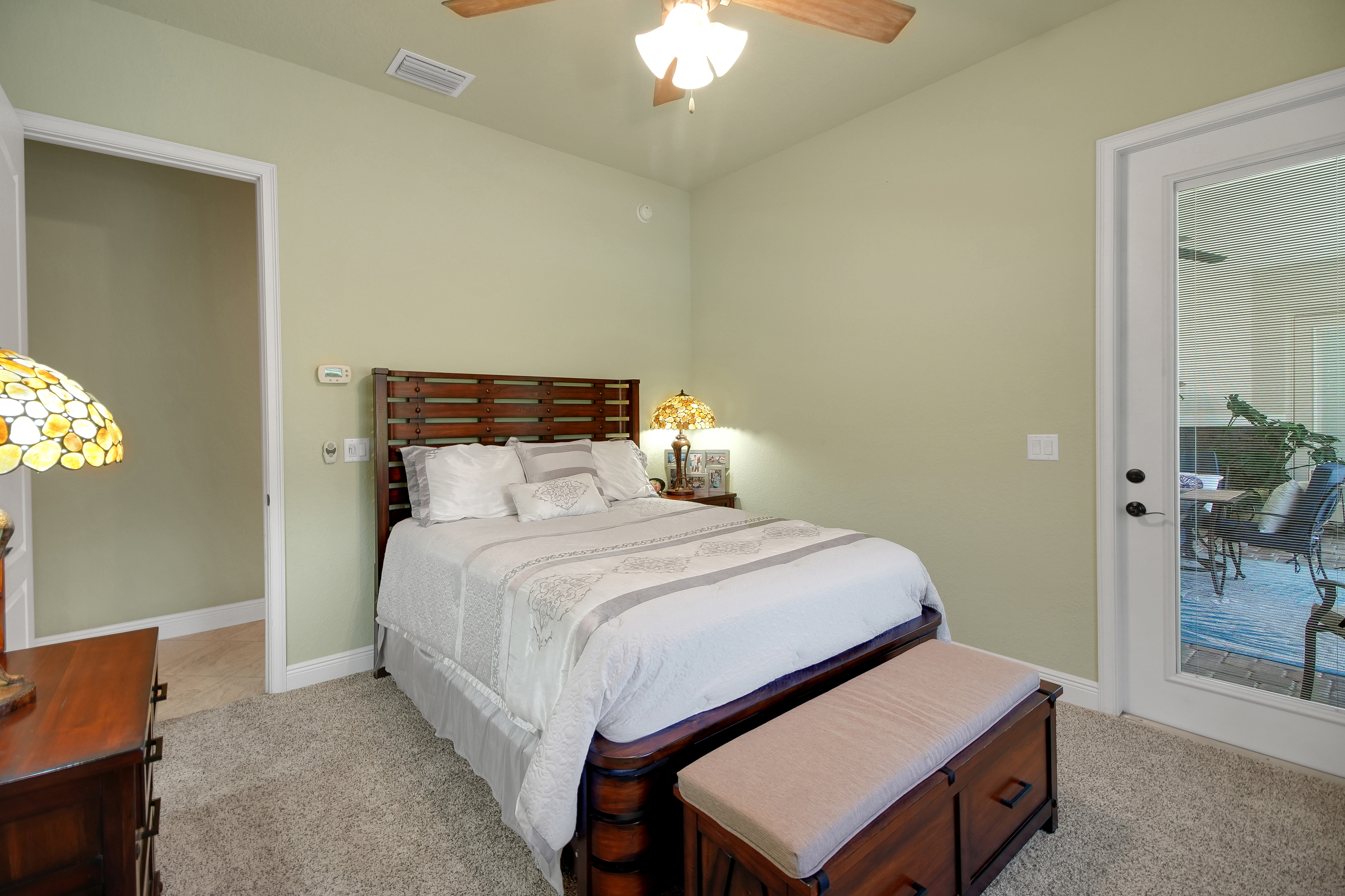 Weirsdale, Florida, 32195, United States, 4 Bedrooms Bedrooms, ,3 BathroomsBathrooms,Residential,For Sale,1900688