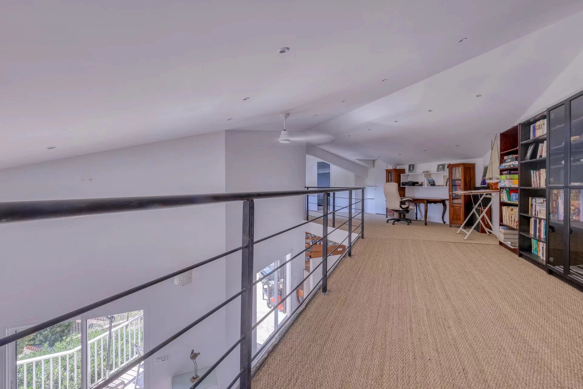 Rayol-Canadel-sur-Mer, Provence-Alpes-Côte d’Azur, 83820, FR, 6 Bedrooms Bedrooms, ,5 BathroomsBathrooms,Residential,For Sale,1827681