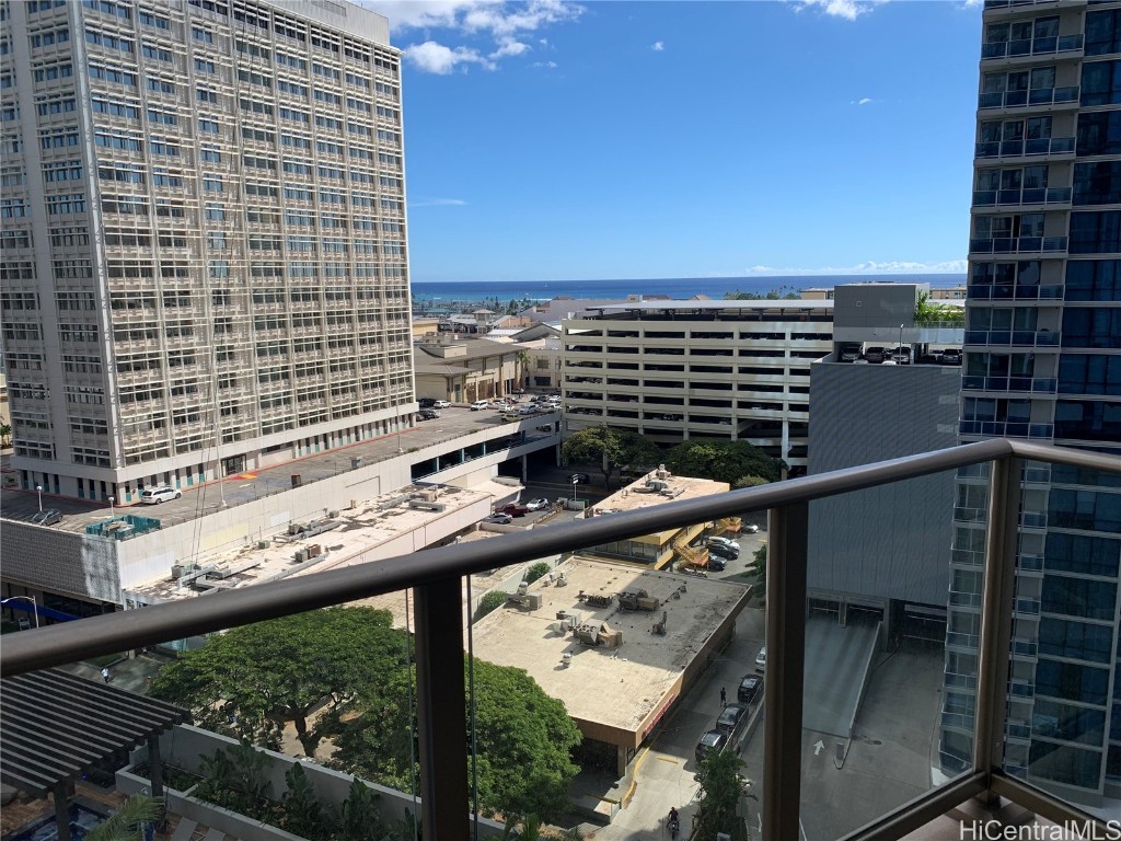 Honolulu, Hawaii, 96814, United States, 1 Bedroom Bedrooms, ,1 BathroomBathrooms,Residential,For Sale,1691229