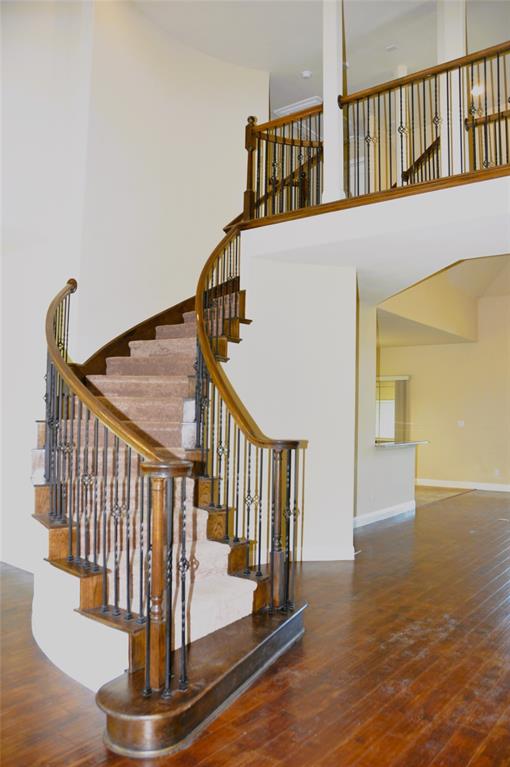 218 Crestview Drive, Midlothian, Texas, 76065, United States, 5 Bedrooms Bedrooms, ,5 BathroomsBathrooms,Residential,For Sale,218 crestview DR,1556198