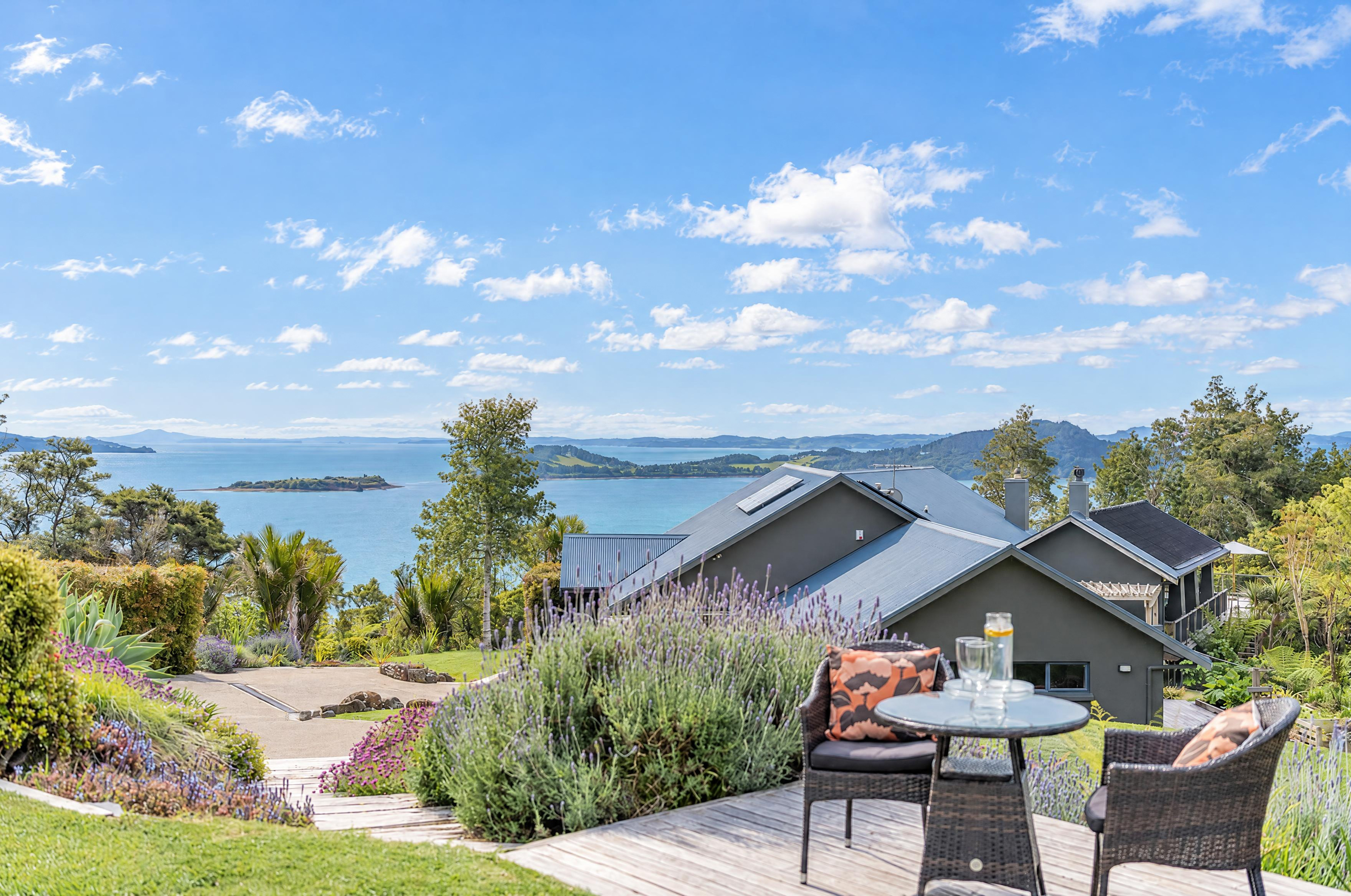  15a Te Papa Road, Kawakawa Bay, Auckland - 物件實景