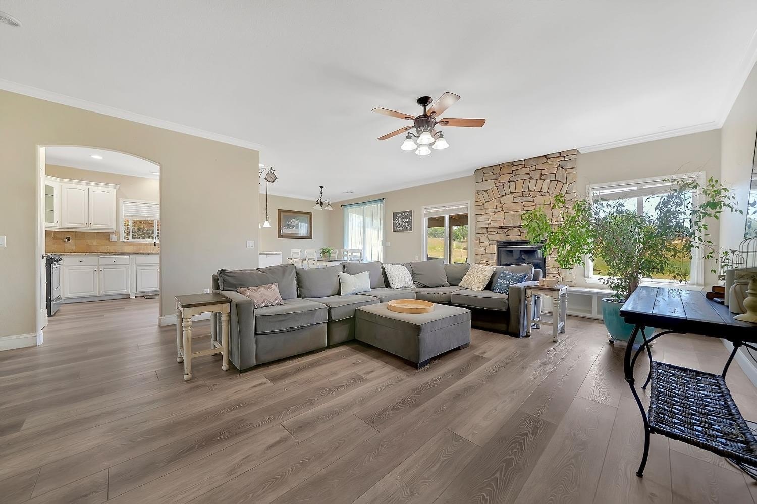 Valley Springs, California, 95252, United States, 3 Bedrooms Bedrooms, ,2 BathroomsBathrooms,Residential,For Sale,1879867