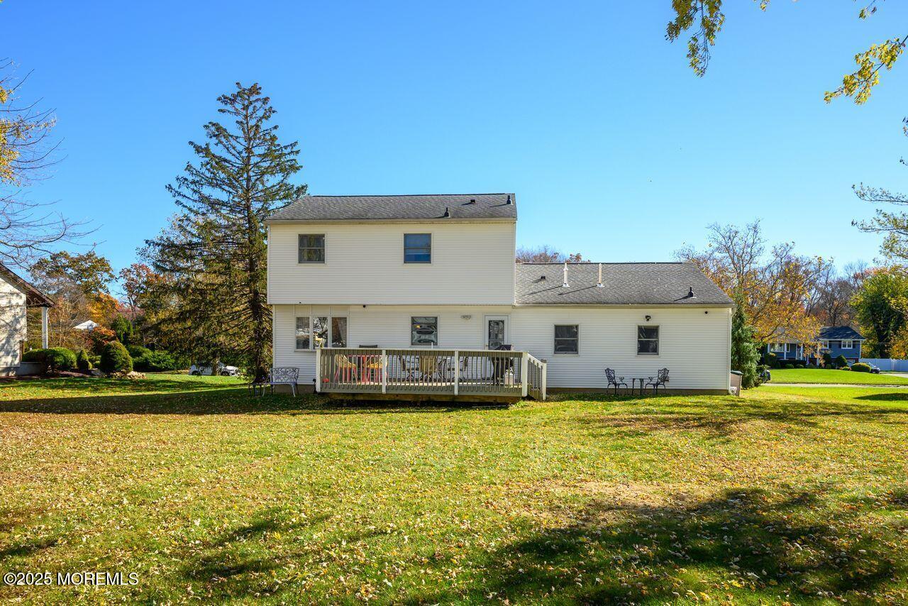 Manalapan, New Jersey, 07726, United States, 4 Bedrooms Bedrooms, ,2 BathroomsBathrooms,Residential,For Sale,1988076