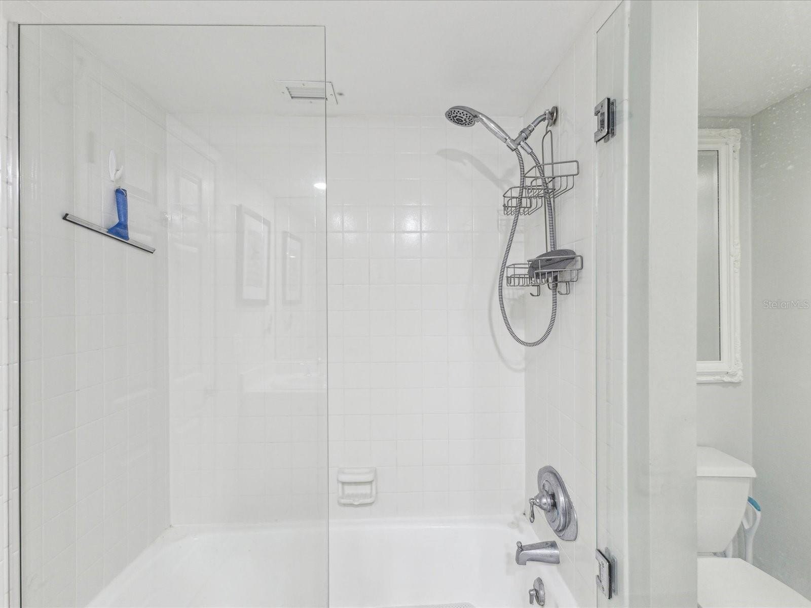 CLEARWATER BEACH, Florida, 33767, United States, 2 Bedrooms Bedrooms, ,2 BathroomsBathrooms,Residential,For Sale,1990793