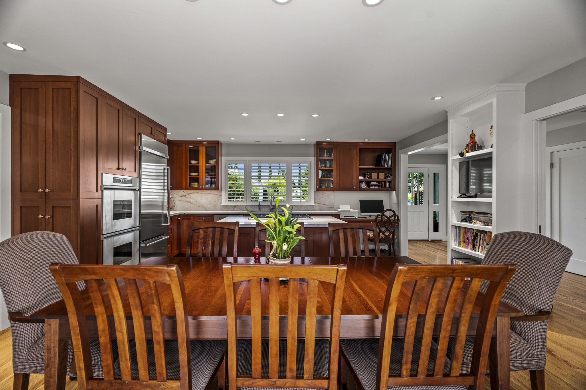  1597 Sulphur Springs Ave - 物件實景