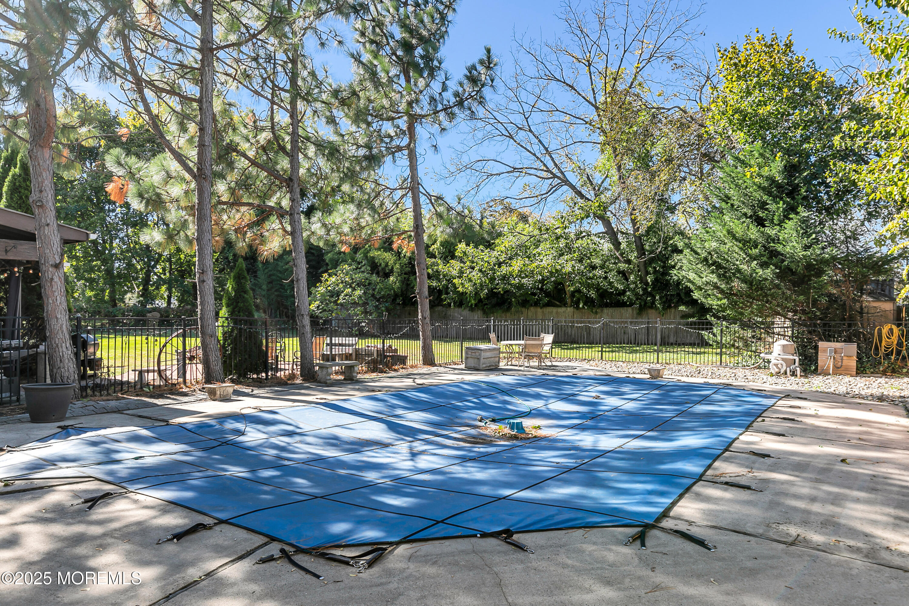 West Long Branch, New Jersey, 07764, United States, 5 Bedrooms Bedrooms, ,2 BathroomsBathrooms,Residential,For Sale,1982054