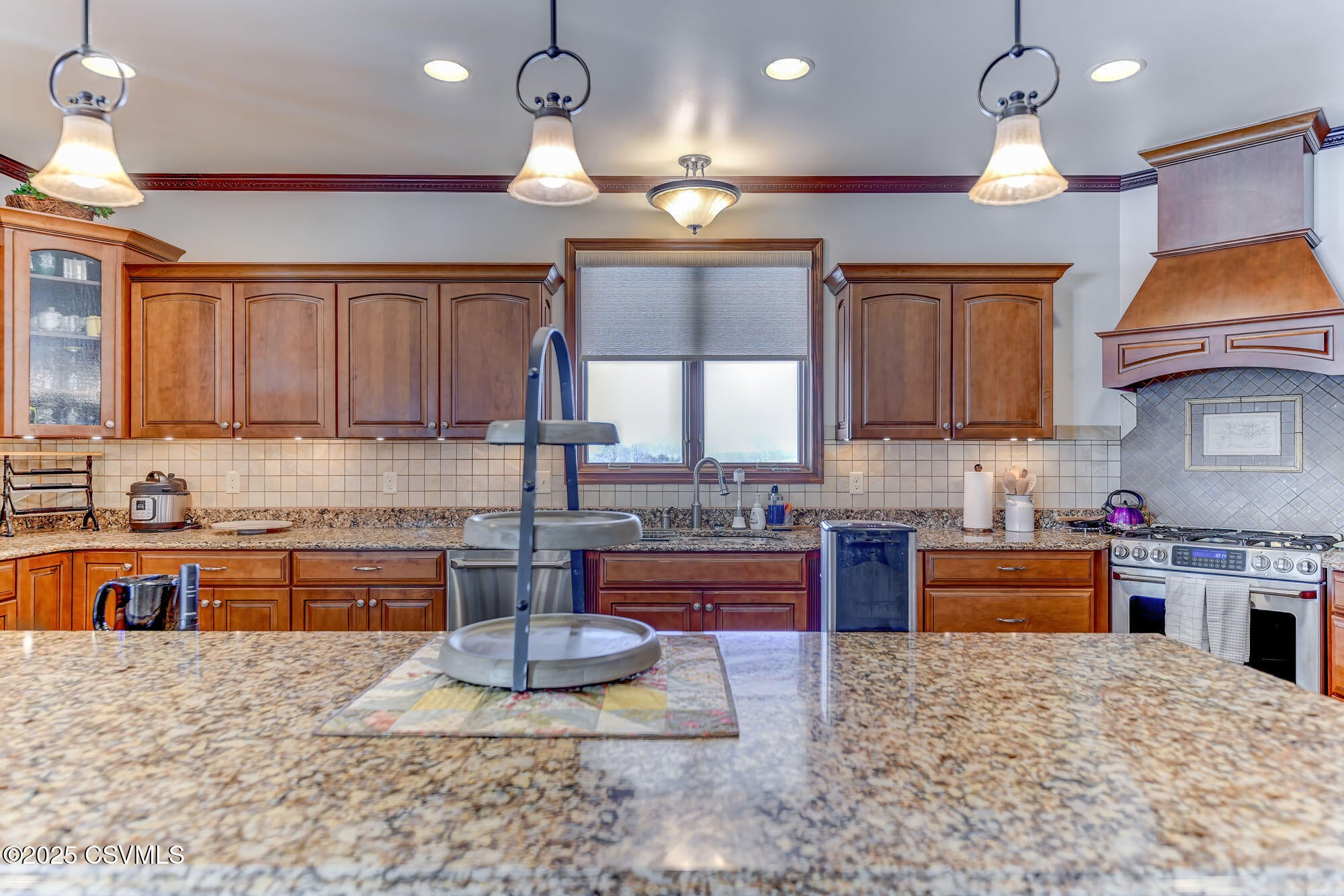 Berwick, Pennsylvania, 18603, United States, 4 Bedrooms Bedrooms, ,3 BathroomsBathrooms,Residential,For Sale,2005736