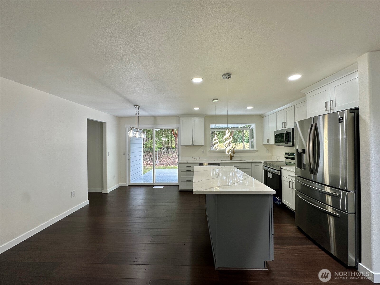 Olympia, Washington, 98516, United States, 4 Bedrooms Bedrooms, ,3 BathroomsBathrooms,Residential,For Sale,1905685