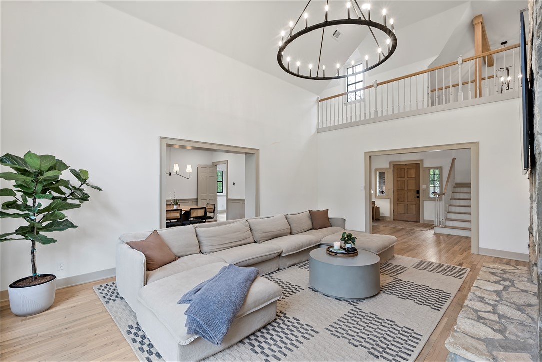 College Station, Texas, 77845, United States, 4 Bedrooms Bedrooms, ,5 BathroomsBathrooms,Residential,For Sale,1932091