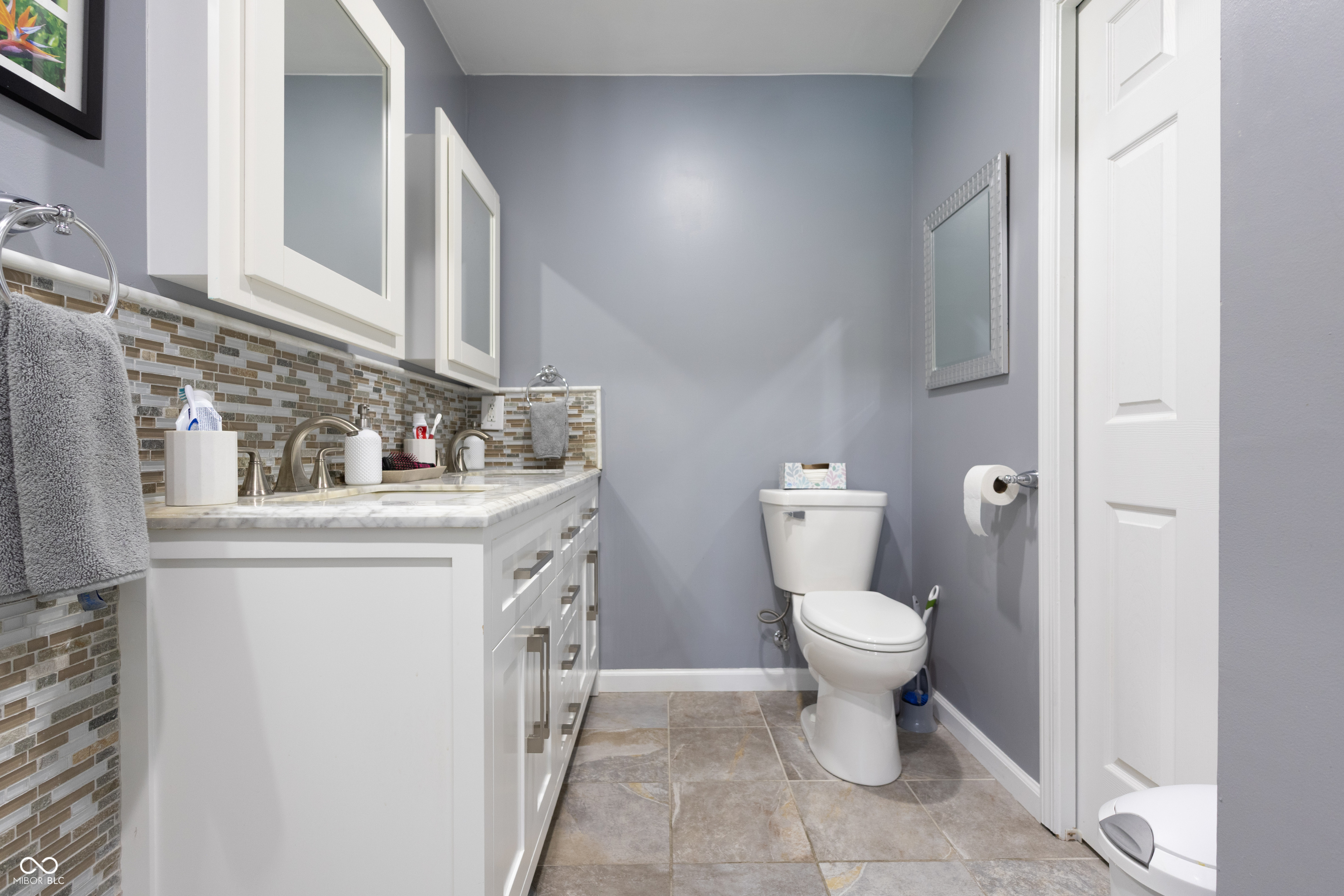 Columbus, Indiana, 47203, United States, 5 Bedrooms Bedrooms, ,6 BathroomsBathrooms,Residential,For Sale,1975671