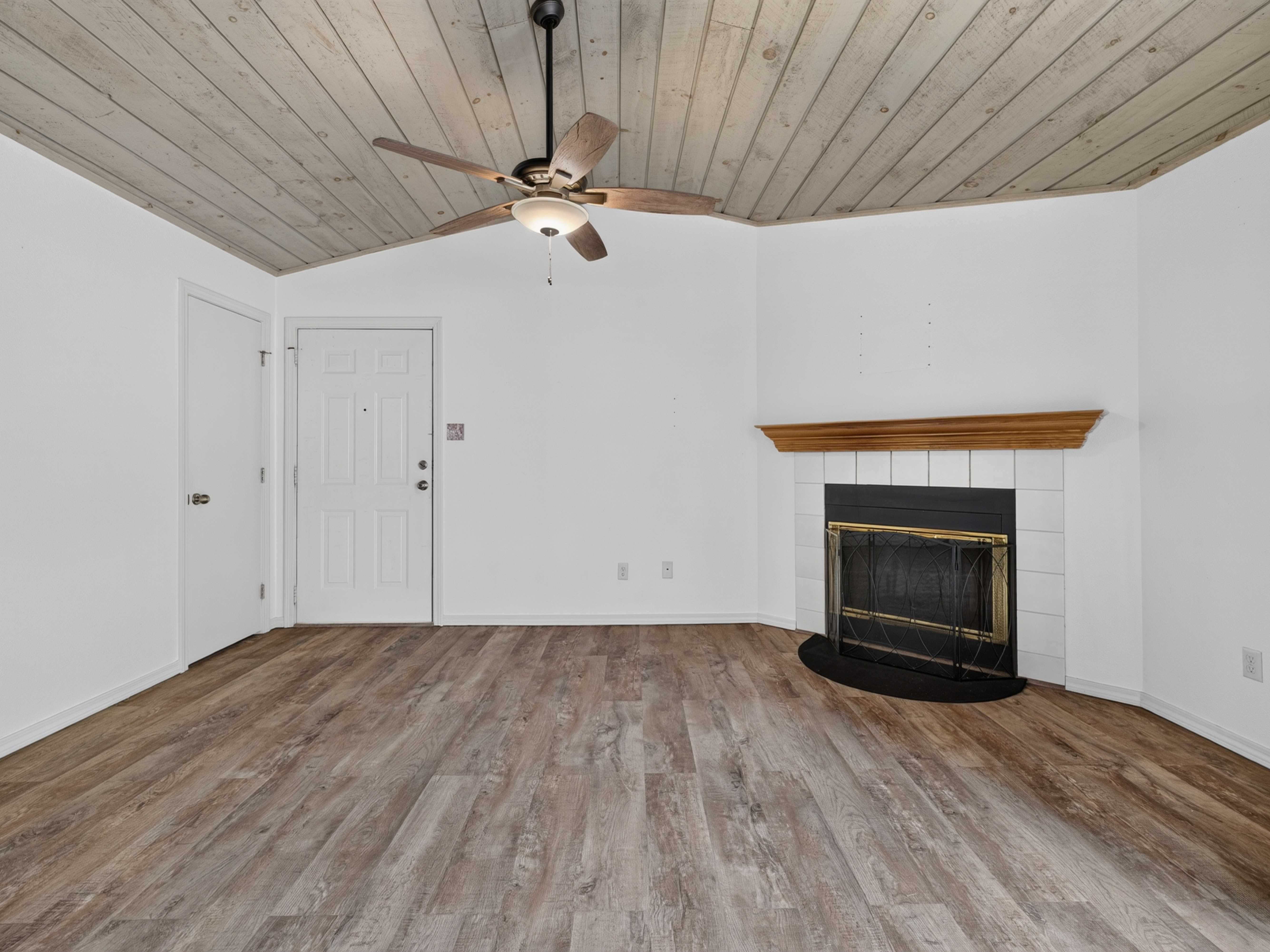  Your peaceful one-bedroom condo in The Hollow awaits. - 物件實景