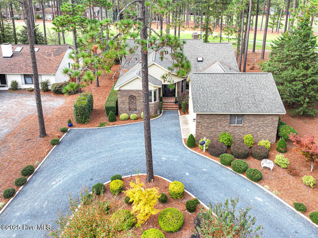 Pinehurst, North Carolina, 28374, United States, 2 Bedrooms Bedrooms, ,2 BathroomsBathrooms,Residential,For Sale,1984734