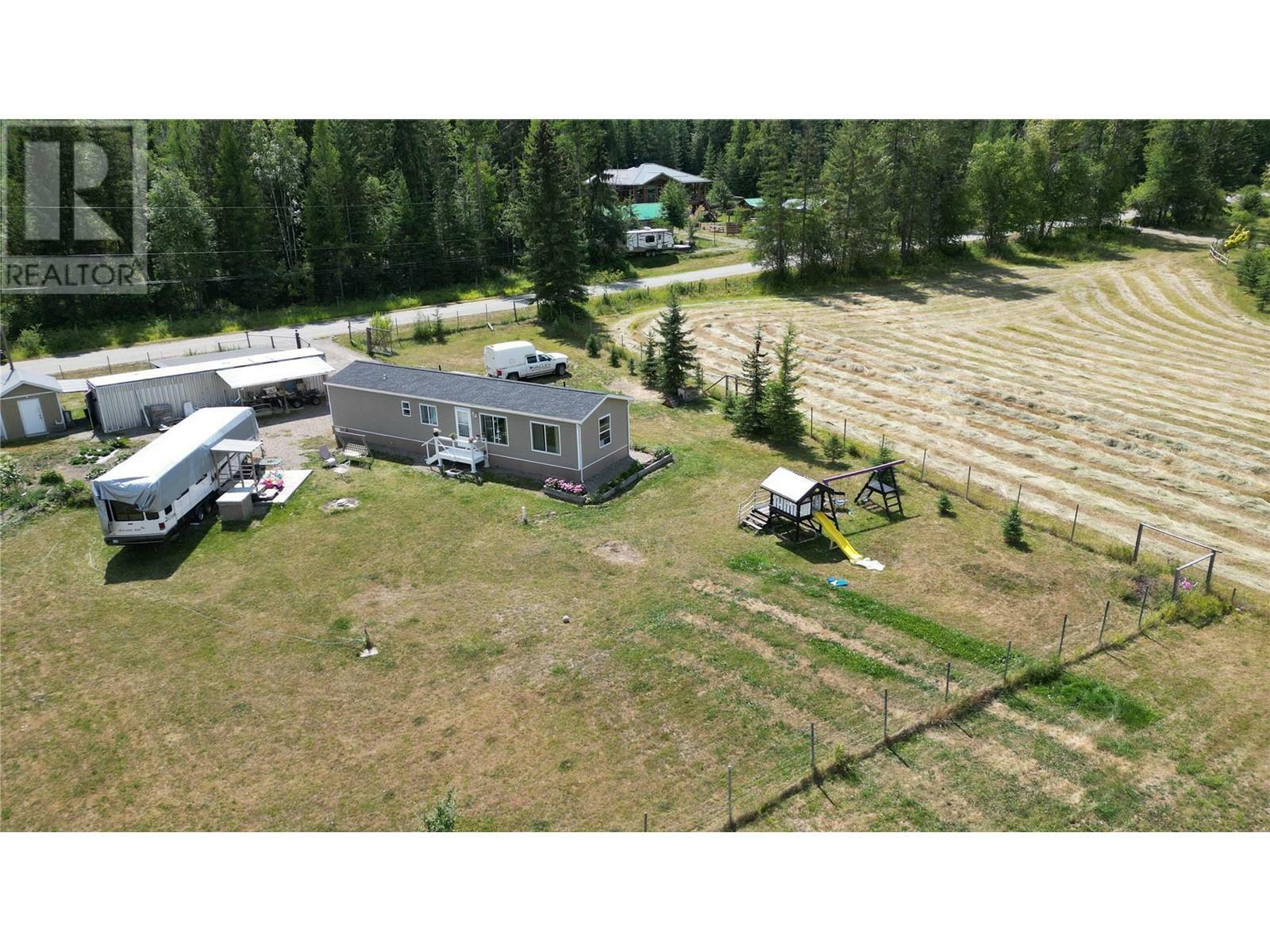 CHERRYVILLE, British Columbia, V0E 2G3, CA, 2 Bedrooms Bedrooms, ,1 BathroomBathrooms,Residential,For Sale,1837133