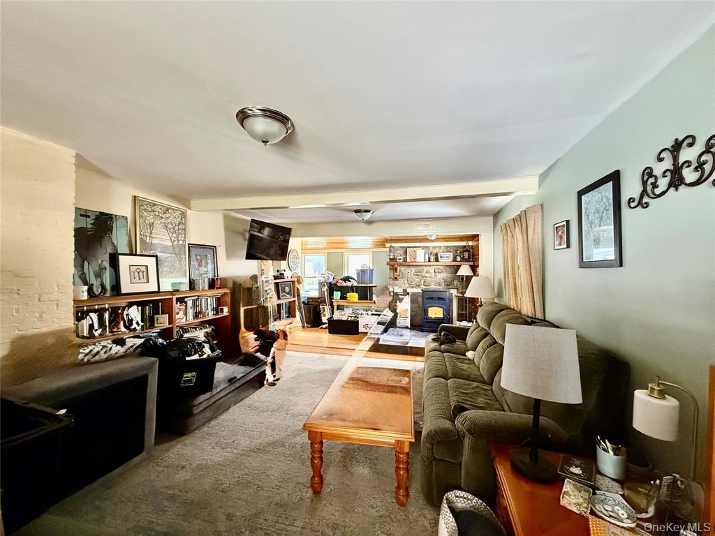 salt Point, New York, 12578, United States, 5 Bedrooms Bedrooms, ,5 BathroomsBathrooms,Residential,For Sale,2005209