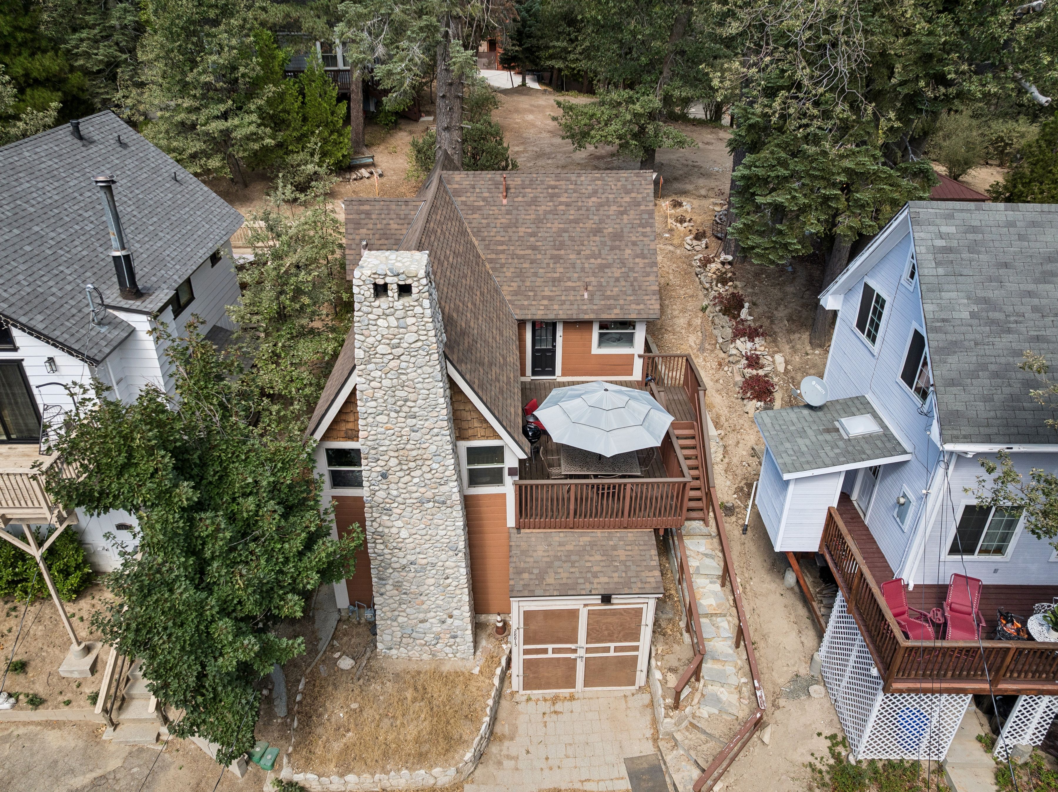  28815 Cedar Drive, Lake Arrowhead, CA 92352 - 物件實景