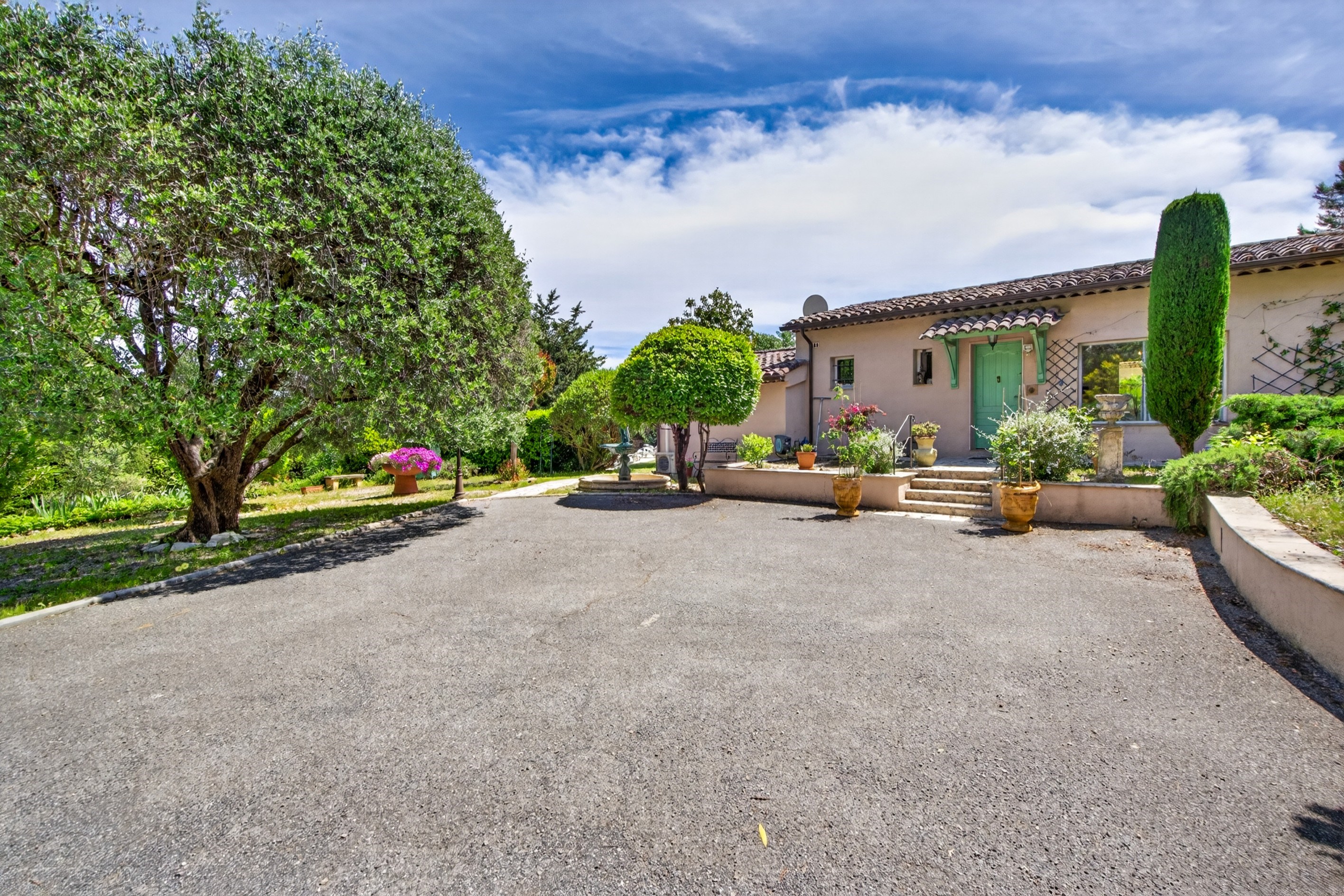  Charming Villa in peaceful surroundings with swimming pool, landscaped garden a… - 物件實景