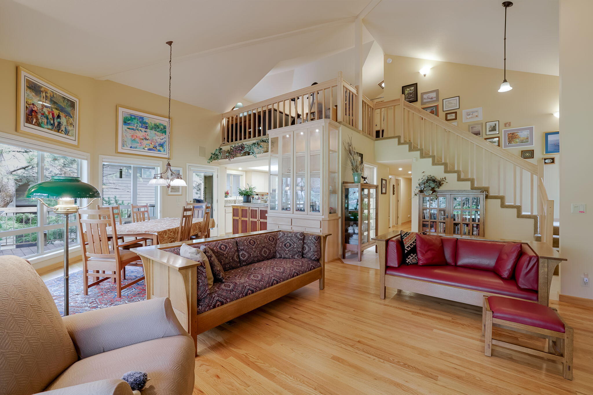 Bend, Oregon, 97703, United States, 3 Bedrooms Bedrooms, ,3 BathroomsBathrooms,Residential,For Sale,1911486