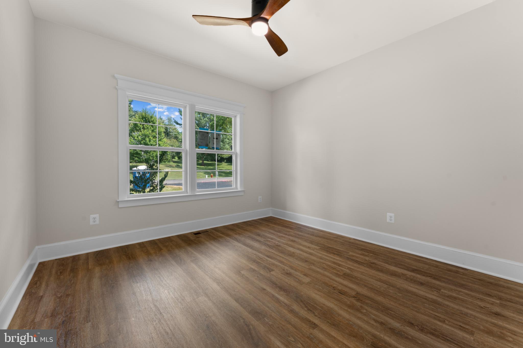 Warrenton, Virginia, 20187, United States, 5 Bedrooms Bedrooms, ,5 BathroomsBathrooms,Residential,For Sale,1977329