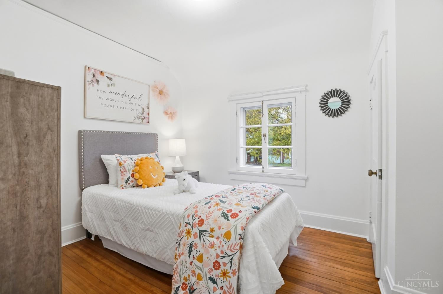 Cincinnati, Ohio, 45227, United States, 3 Bedrooms Bedrooms, ,2 BathroomsBathrooms,Residential,For Sale,1989456