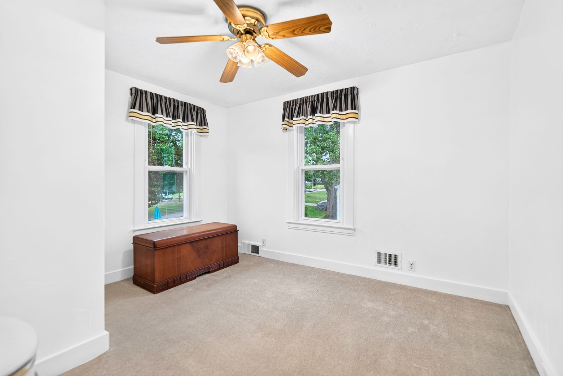  110 Ringneck Lane, Irwin, PA 15642 - 物件實景