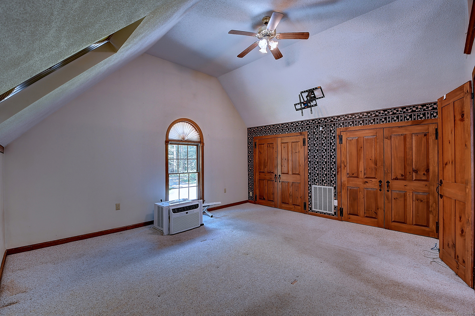 Brooklyn, Connecticut, 06234, United States, 4 Bedrooms Bedrooms, ,3 BathroomsBathrooms,Residential,For Sale,1901504
