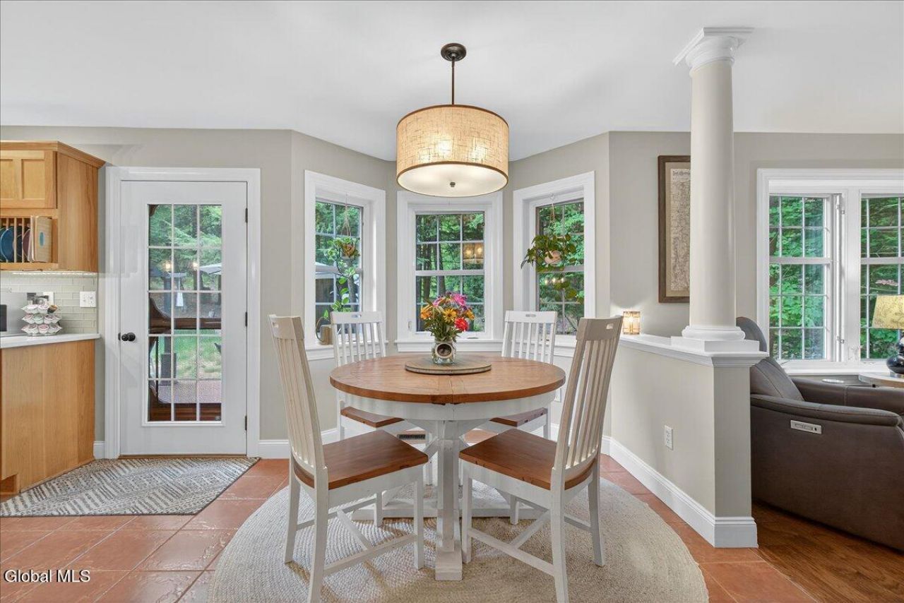 Queensbury, New York, 12804, United States, 3 Bedrooms Bedrooms, ,3 BathroomsBathrooms,Residential,For Sale,1942112