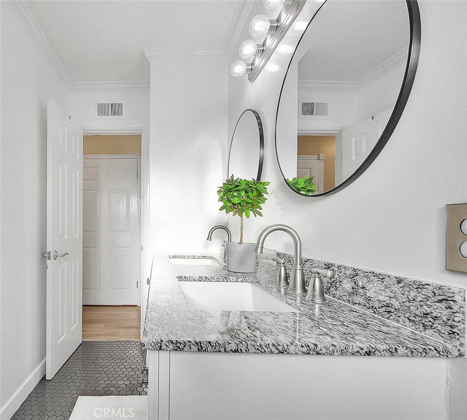 Anaheim, California, 92804, United States, 4 Bedrooms Bedrooms, ,2 BathroomsBathrooms,Residential,For Sale,1923190
