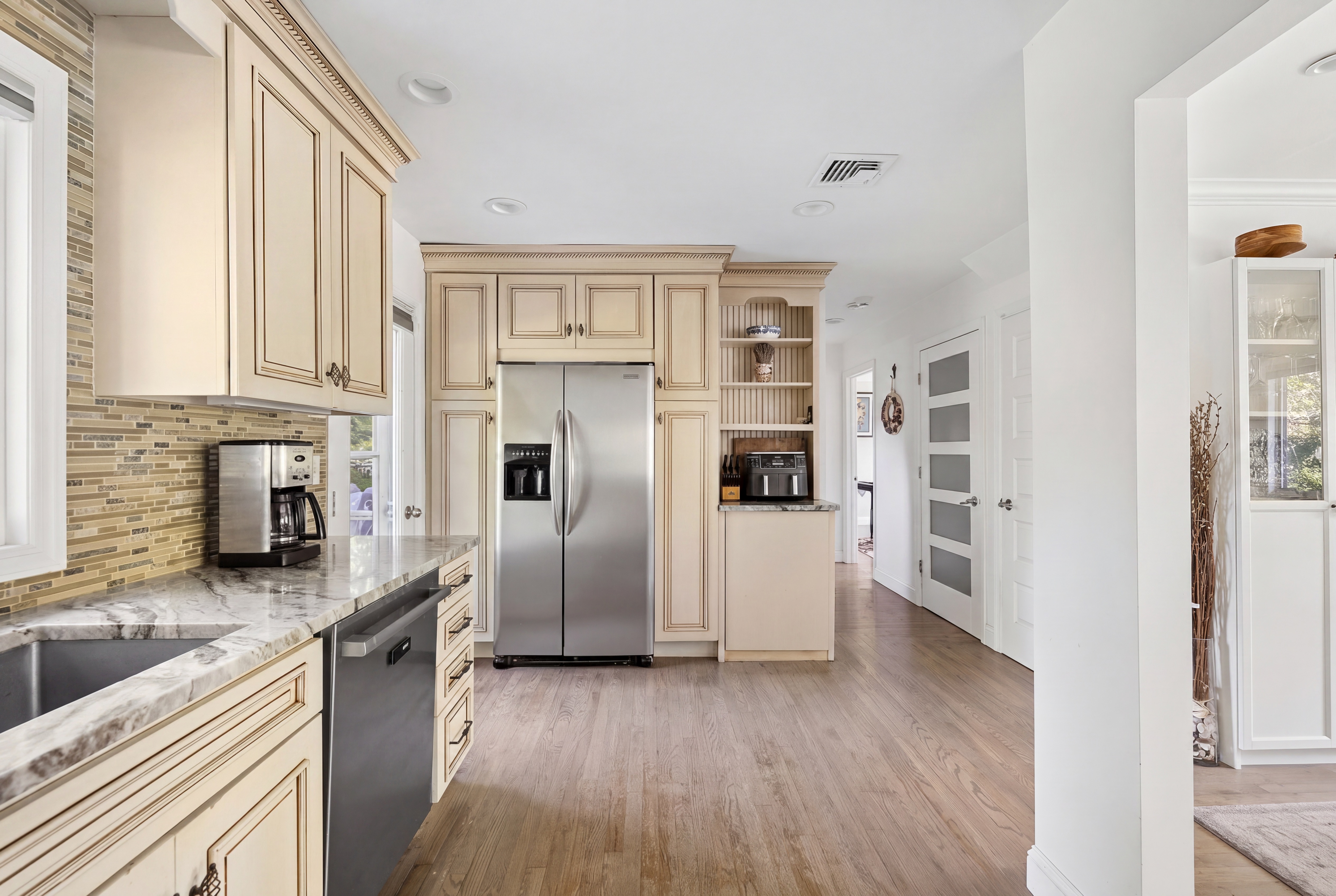  41 Marvin Drive, Kings Park, NY, 11754 - 物件實景
