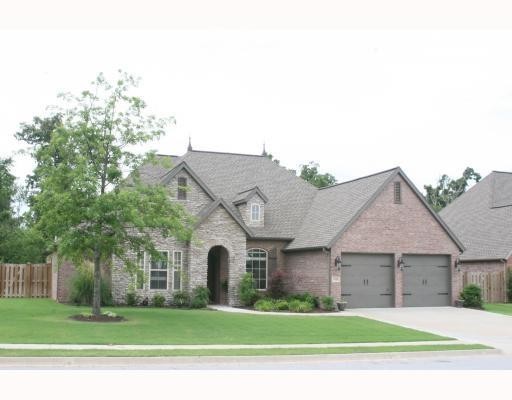 Rogers, Arkansas, 72758, United States, 4 Bedrooms Bedrooms, ,3 BathroomsBathrooms,Residential,For Sale,1941809