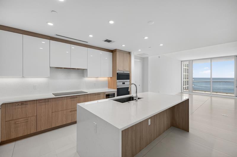 Fort Lauderdale, Florida, 33304, United States, 2 Bedrooms Bedrooms, ,4 BathroomsBathrooms,Residential,For Sale,2002084