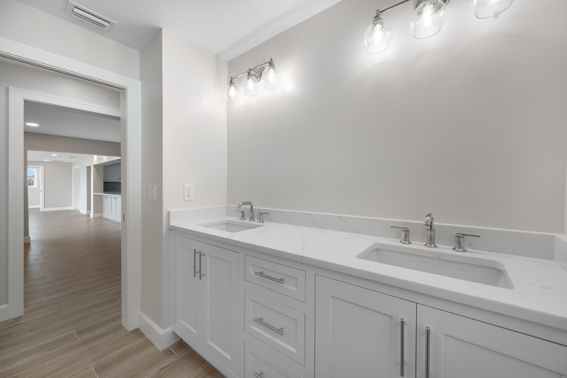 St Pete Beach, Florida, 33706, United States, 4 Bedrooms Bedrooms, ,3 BathroomsBathrooms,Residential,For Sale,2009657