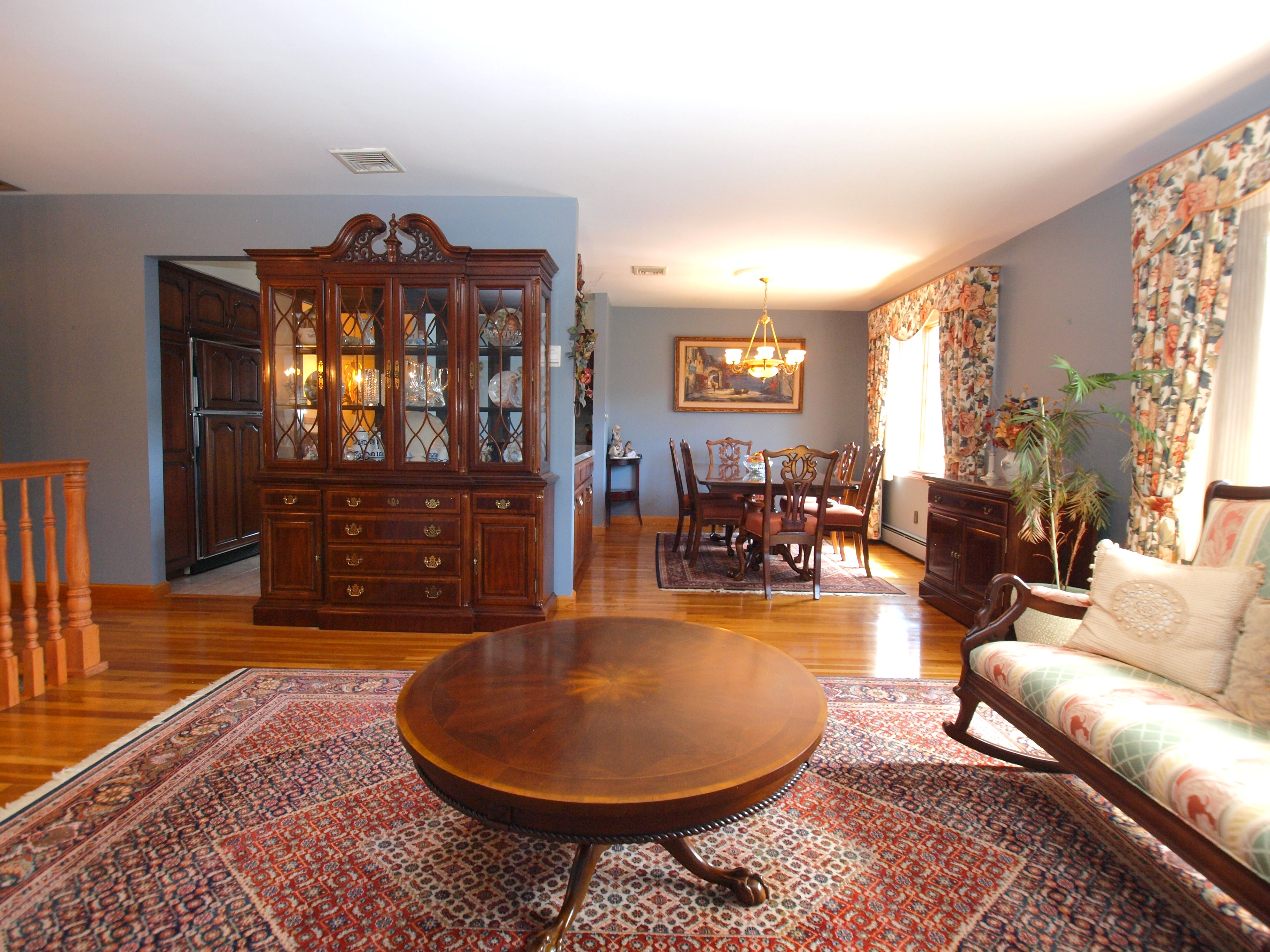 Pompton Plains, New Jersey, 07444, United States, 3 Bedrooms Bedrooms, ,2 BathroomsBathrooms,Residential,For Sale,1937203