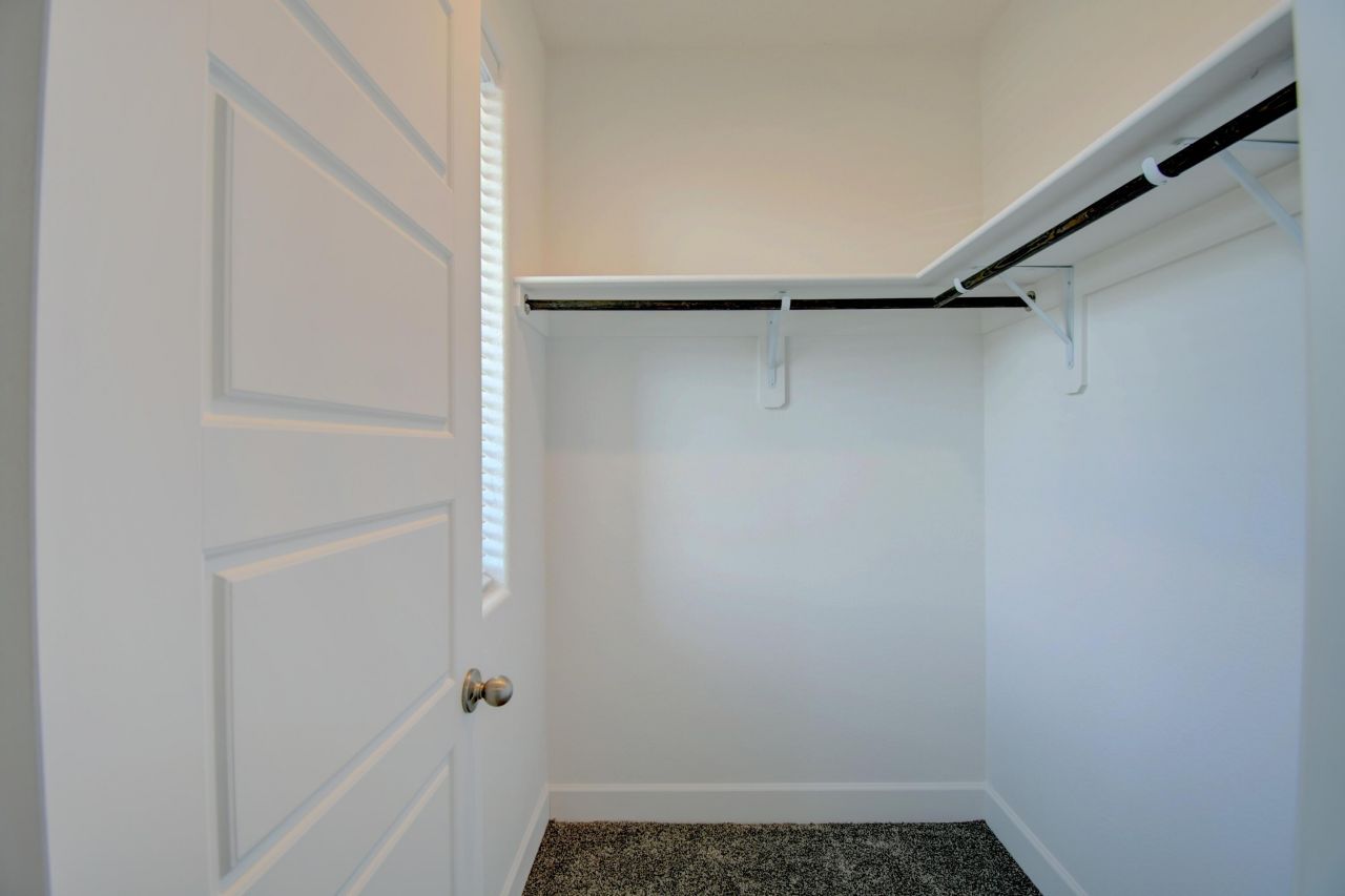 Albuquerque, New Mexico, 87114, United States, 4 Bedrooms Bedrooms, ,3 BathroomsBathrooms,Residential,For Sale,1951145